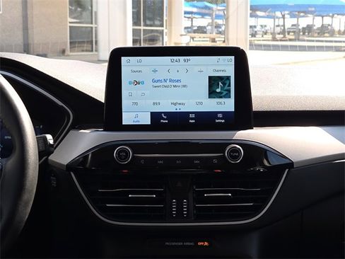 Certified 2022 Ford Escape SEL w/ Technology Package image 12