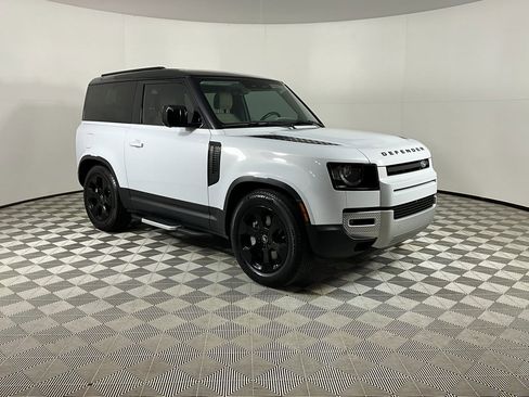 Certified 2023 Land Rover Defender 90 SE image 6