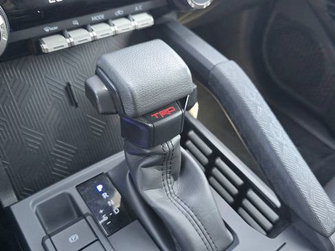 Certified 2025 Toyota Tacoma TRD Sport RWD image 29