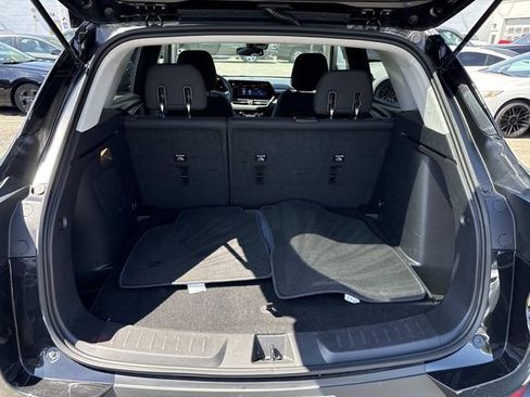 Used 2025 Chevrolet TrailBlazer LT image 13