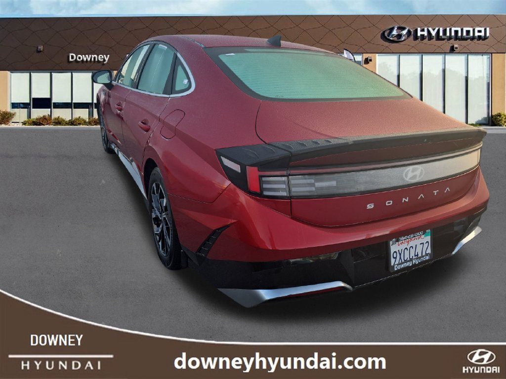Used 2025 Hyundai Sonata SEL FWD image 3