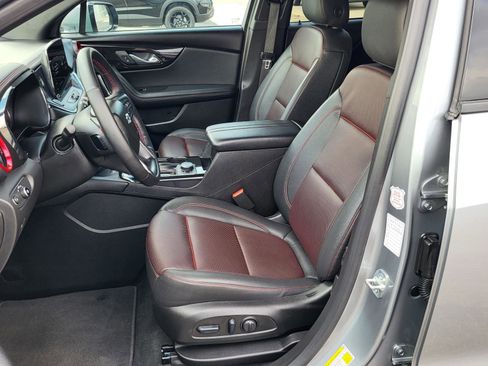 Used 2025 Chevrolet Blazer RS image 17