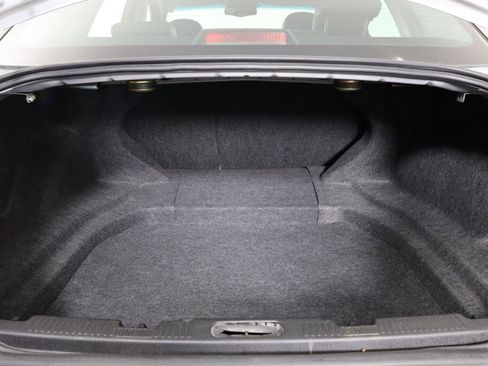 Used 2005 Ford Five Hundred Limited image 18