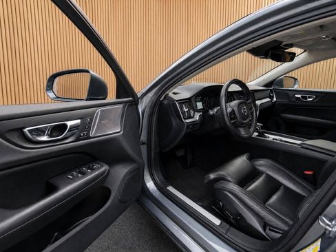 Used 2019 Volvo S60 T6 Inscription AWD/4WD image 12