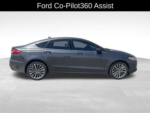 Used 2020 Ford Fusion SE AWD/4WD image 7