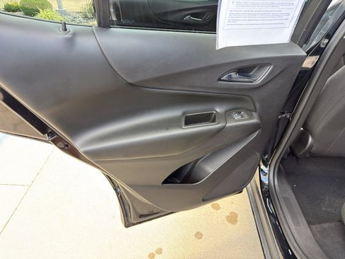 Used 2020 Chevrolet Equinox LT FWD image 13