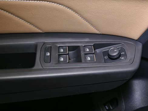 Certified 2023 Volkswagen Atlas Cross Sport SEL Premium R-Line image 45