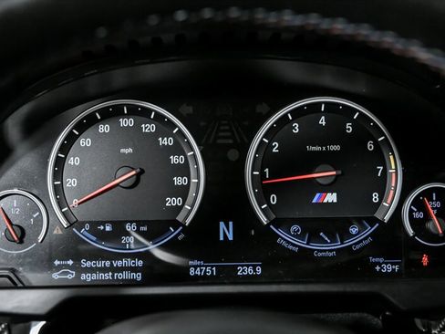 Used 2017 BMW X5 M image 24