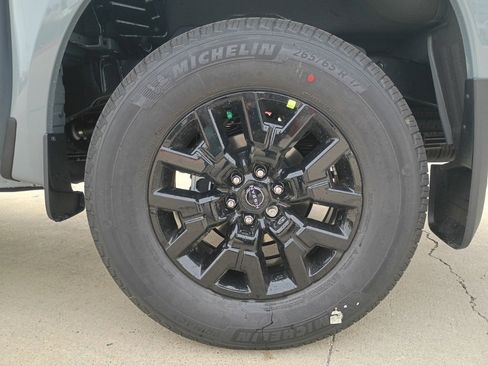 New 2026 Nissan Frontier SV w/ Tow Package image 29