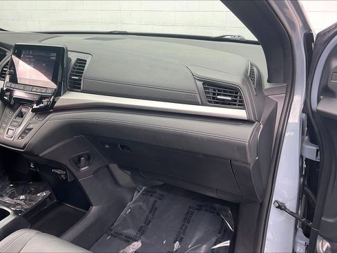 Used 2023 Honda Odyssey Sport image 21