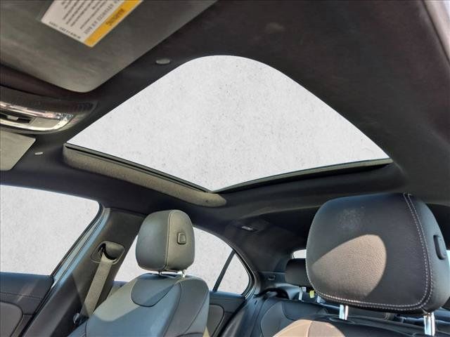 Used 2019 Mercedes-Benz A 220 4MATIC image 13