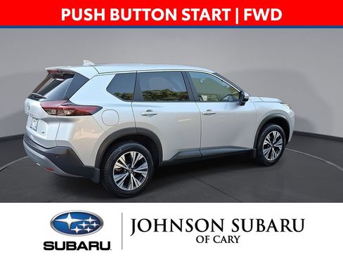 Used 2023 Nissan Rogue SV FWD image 4