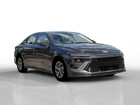 New 2026 Hyundai Sonata Blue FWD image 11