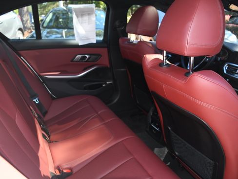 Used 2022 BMW 330i xDrive Sedan w/ Convenience Package image 20