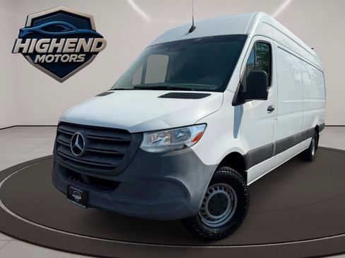 Used 2020 Mercedes-Benz Sprinter 2500 w/ Driver Convenience Package image 3