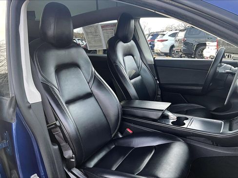 Used 2021 Tesla Model Y Long Range image 7