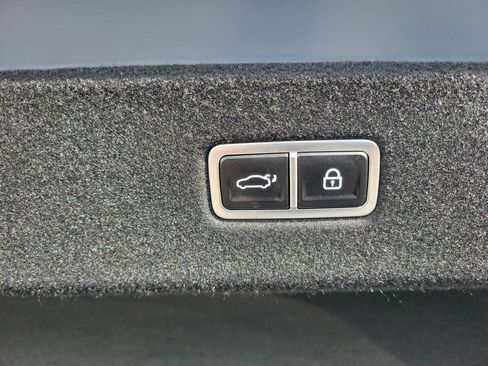 Used 2023 Hyundai Ioniq 6 SEL image 8