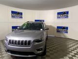 Used 2019 Jeep Cherokee Limited w/ Luxury Group image 5