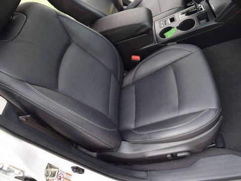 Used 2018 Subaru Outback 2.5i Limited AWD/4WD image 48