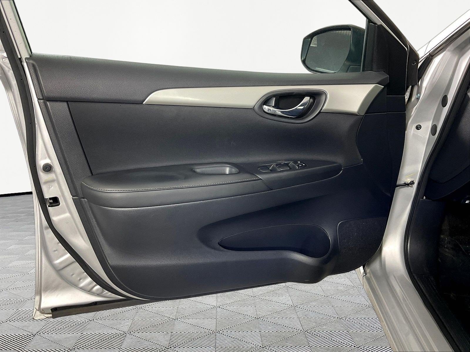 Used 2019 Nissan Sentra S FWD image 20