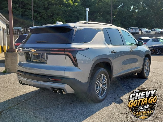 Used 2026 Chevrolet Traverse LT AWD/4WD image 5