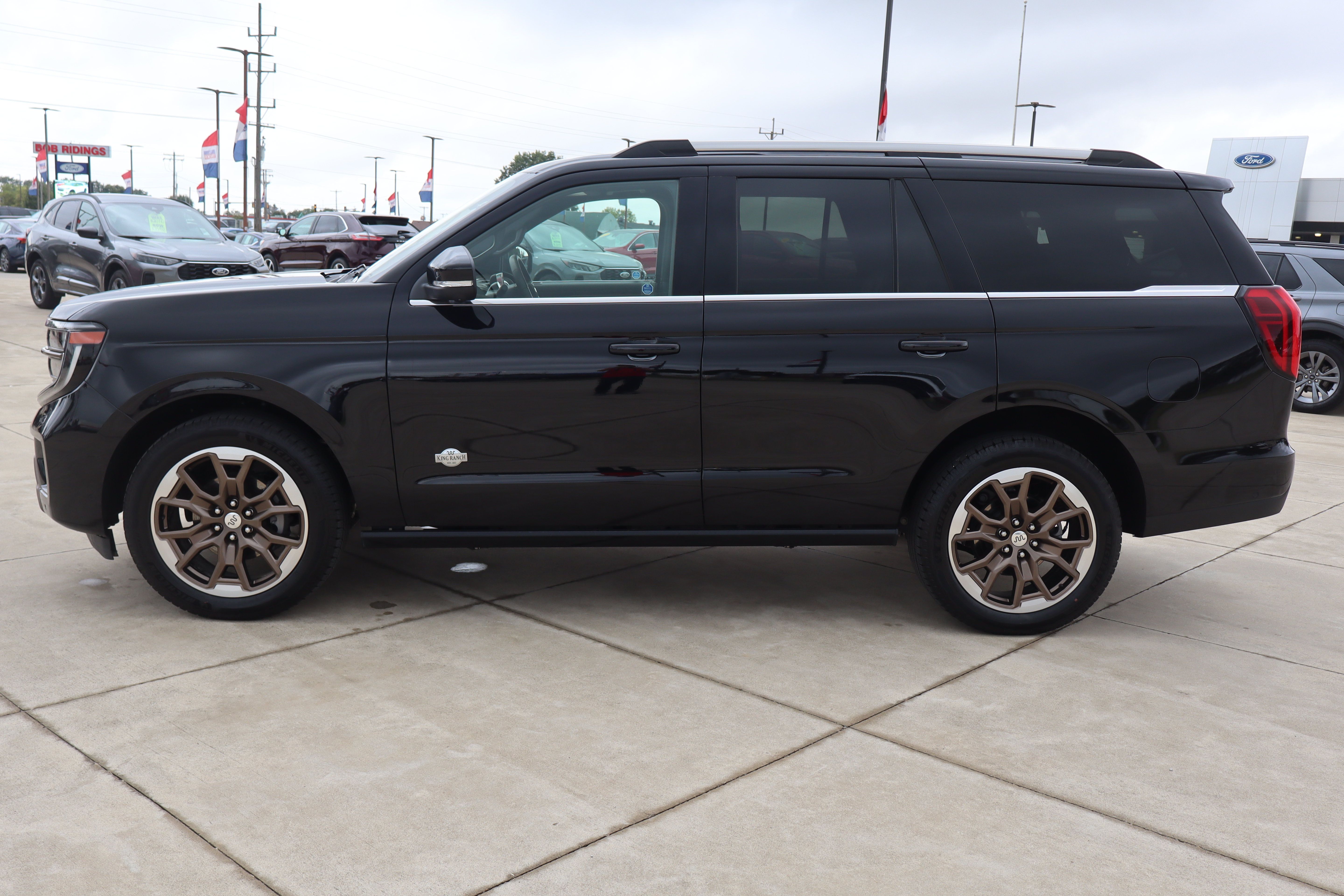 Used 2025 Ford Expedition King Ranch AWD/4WD image 8