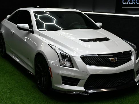 Used 2017 Cadillac ATS V w/ Carbon Black Package RWD image 16