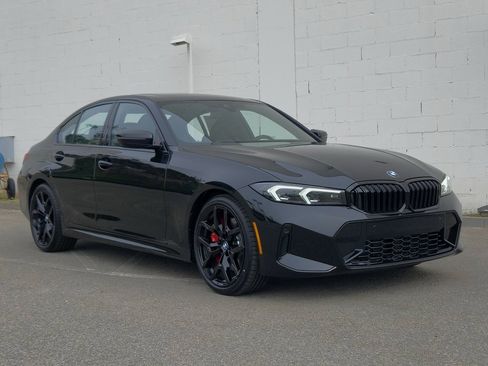 New 2026 BMW 330i 330i w/ M Sport Package image 2