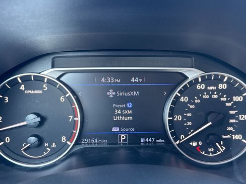 Used 2025 Nissan Altima 2.5 SV image 24