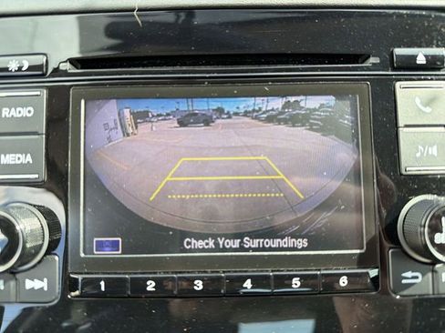 Used 2020 Honda HR-V LX image 19