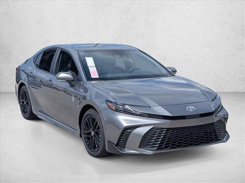 New 2026 Toyota Camry SE FWD image 7