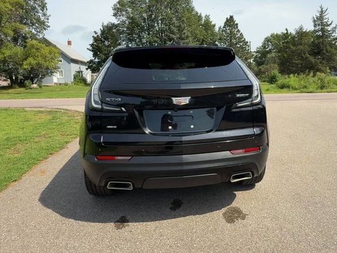 Used 2023 Cadillac XT4 Sport image 4