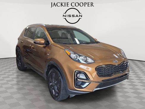 Used 2020 Kia Sportage S image 3