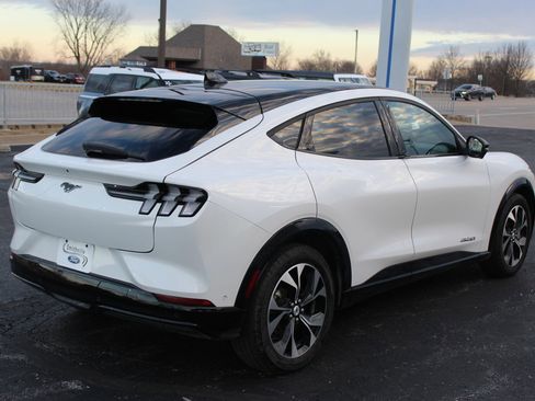 Used 2023 Ford Mustang Mach-E Premium image 7