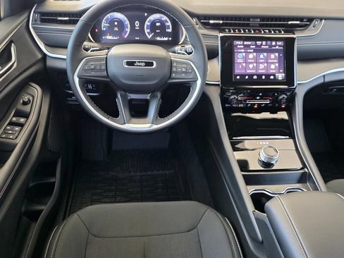 New 2026 Jeep Grand Cherokee Laredo X RWD image 12