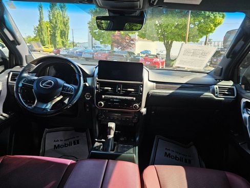 Used 2022 Lexus GX 460 Premium image 18