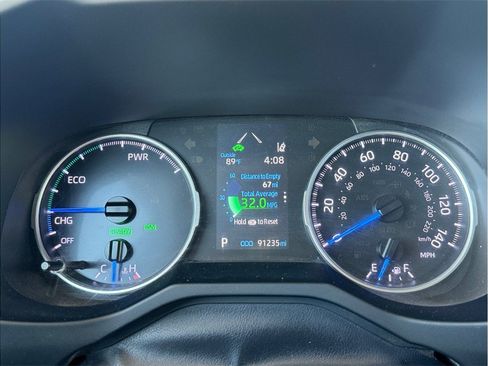 Used 2020 Toyota RAV4 XLE w/ XLE Grade Weather Package AWD/4WD image 15