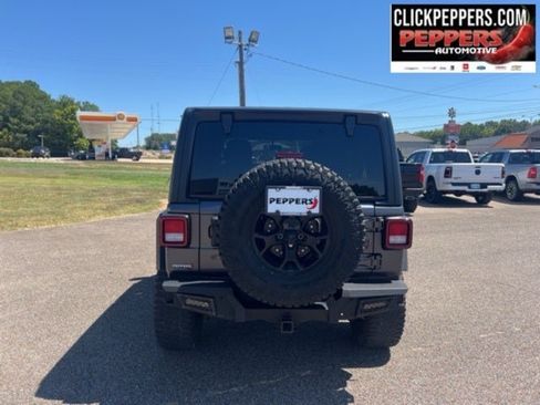 Used 2021 Jeep Wrangler Willys image 3