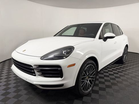Used 2019 Porsche Cayenne AWD/4WD image 2