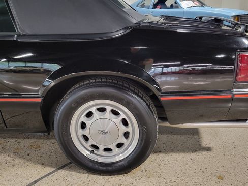 Used 1989 Ford Mustang LX RWD image 26
