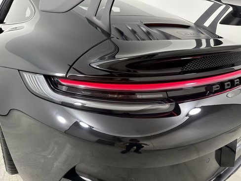 Certified 2022 Porsche 911 GT3 image 18