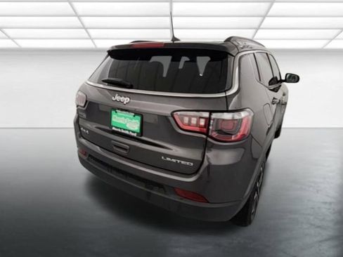 Used 2022 Jeep Compass Limited AWD/4WD image 7
