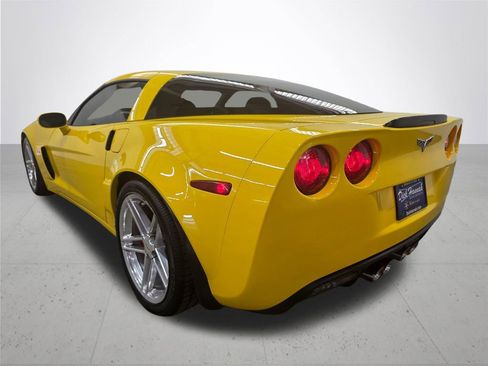 Used 2007 Chevrolet Corvette Z06 w/ Preferred Equipment Group RWD image 12