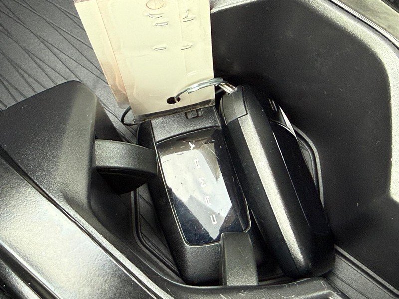Used 2025 Toyota Camry SE w/ Multimedia Upgrade Package FWD image 30