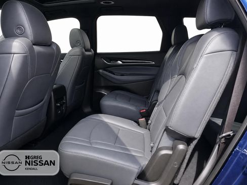 Used 2023 Buick Enclave Premium w/ Experience Buick Package FWD image 12
