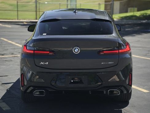 Used 2024 BMW X4 xDrive30i w/ Premium Package AWD/4WD image 4