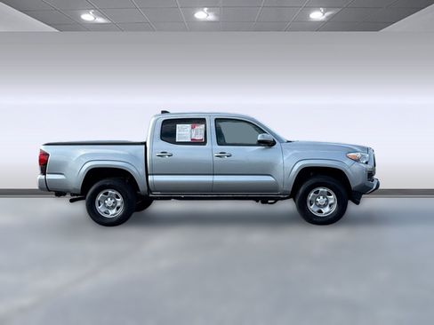 Used 2023 Toyota Tacoma SR image 7