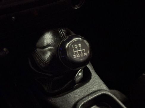 Used 2016 Jeep Wrangler Sport image 16