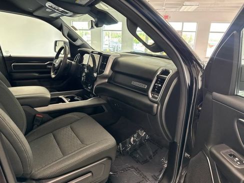Used 2025 RAM 1500 Big Horn AWD/4WD image 24