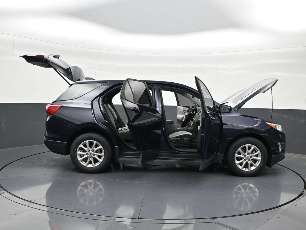 Used 2020 Chevrolet Equinox LS FWD image 32